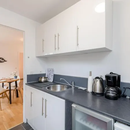 Apartment In A By The Sea Port-en-Bessin-Huppain