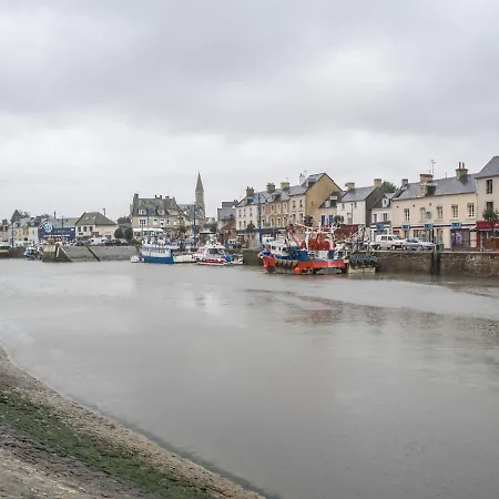 Apartment In A By The Sea Port-en-Bessin-Huppain