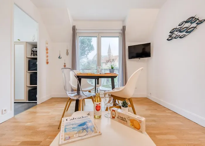 A Port-en-bessin Proche